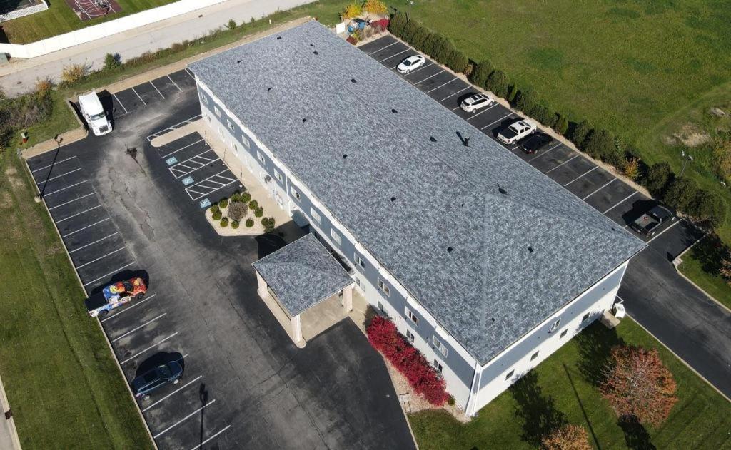 Days Inn & Suites By Wyndham Romeoville Kültér fotó